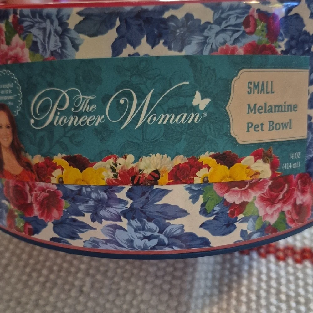 The Pioneer Woman Red and Blue Floral Pet Bowl